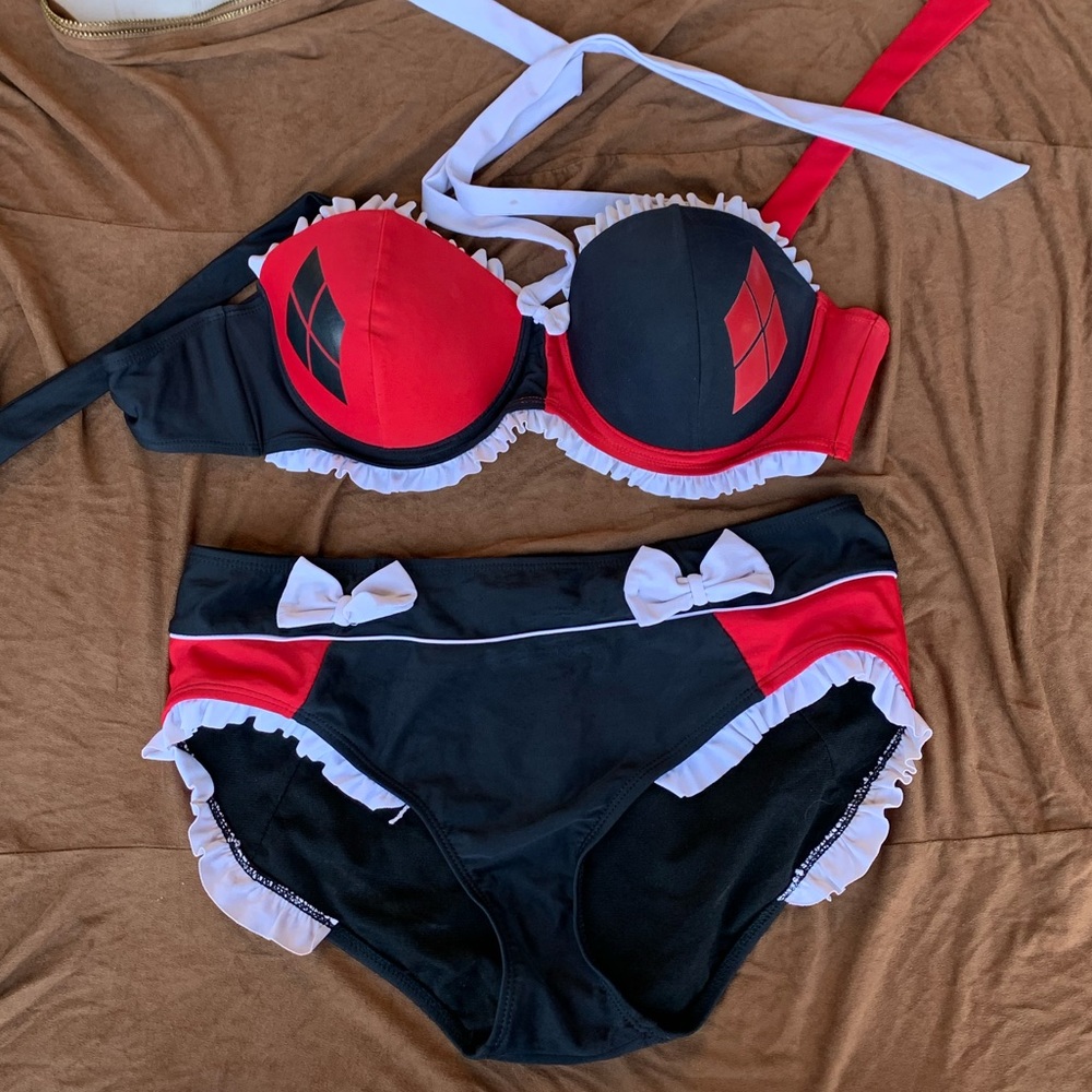Harley Quinn bathing suit
